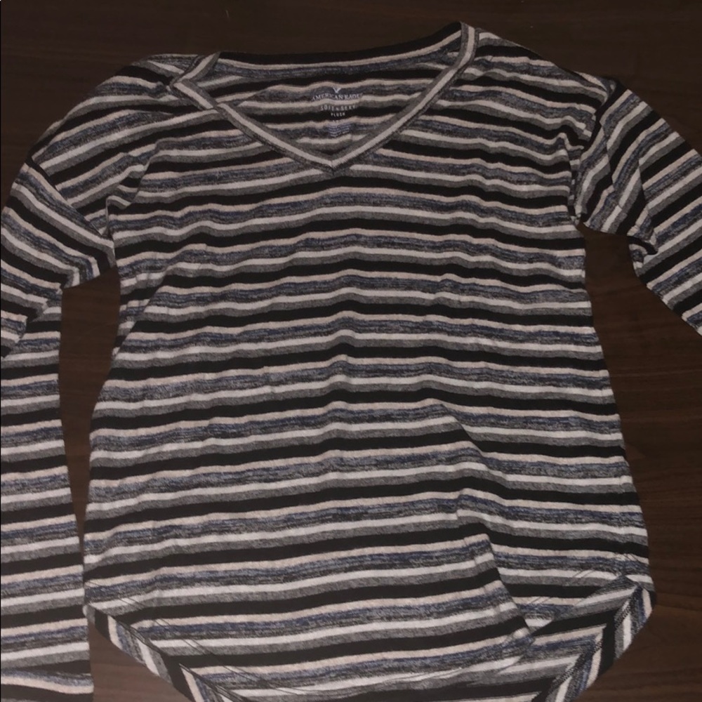 Soft & sexy long sleeve v-neck